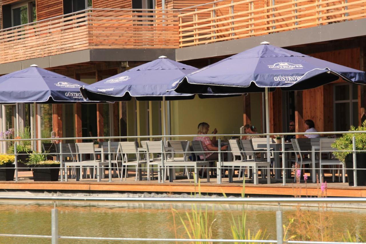 An Der Metow-Ferienpark Hotel Plau am See Bagian luar foto